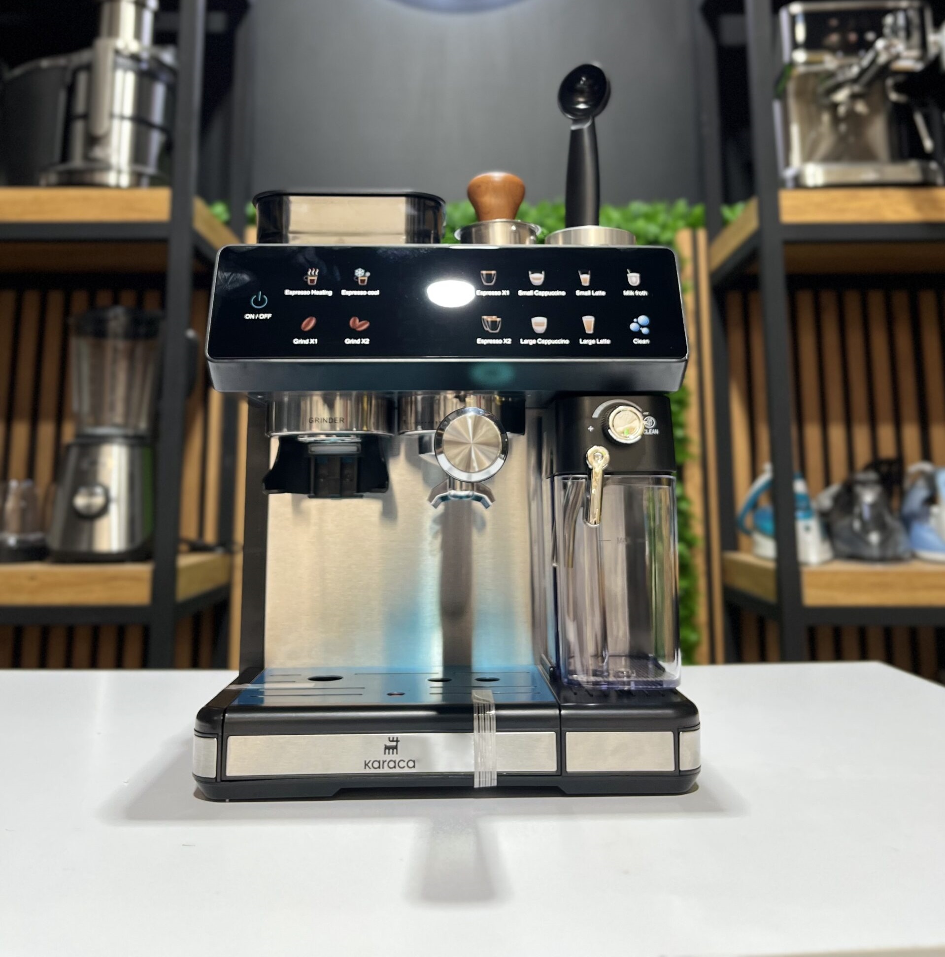 اسپرسوساز کاراجا مدل EM3442 - تصویر 8
